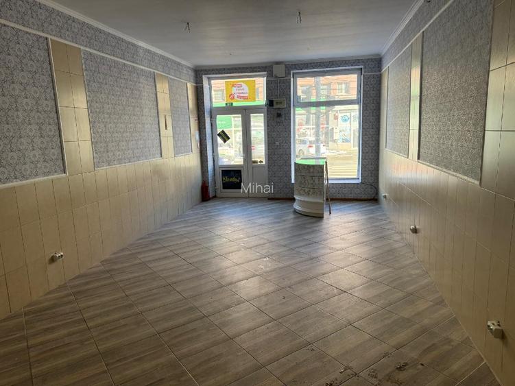 Busteni inchiriere spatiu comercial  - 3