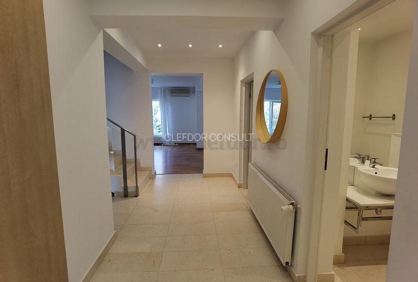 Vilă in zona Iancu Nicolae - 8