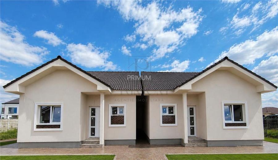 Duplex separat prin baie - curent trifazic - toate utilitatile - 2