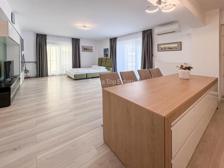 Apartament 2 camere spatios, prima linie la mare , Mamaia Nord  - 2
