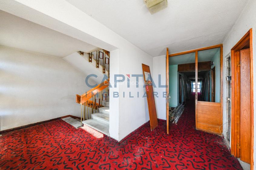 De vanzare Hotel, nefunctional, 70 camere + teren 3590 mp. - 8