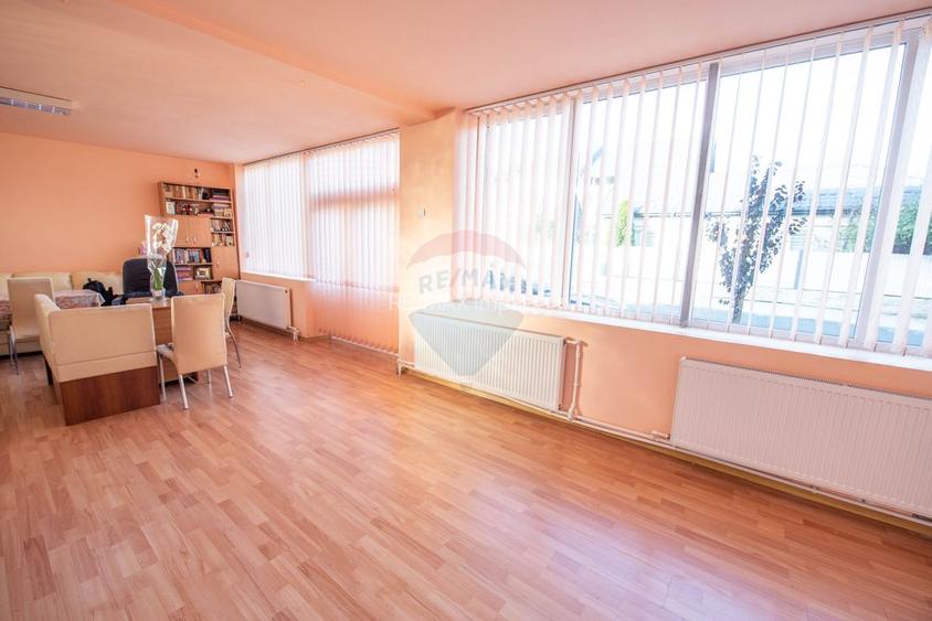 Casa cu 4 camere de vanzare, 157 mp utili,  Calarasi - 9