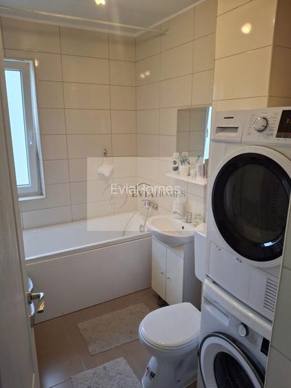 3 camere/ balcon / parcare 2 mașini / zona Vivo - 4