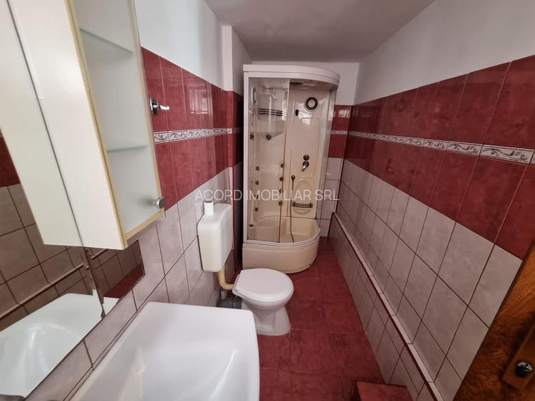 Dacia-  casa cu 5 camere de caramida - 13