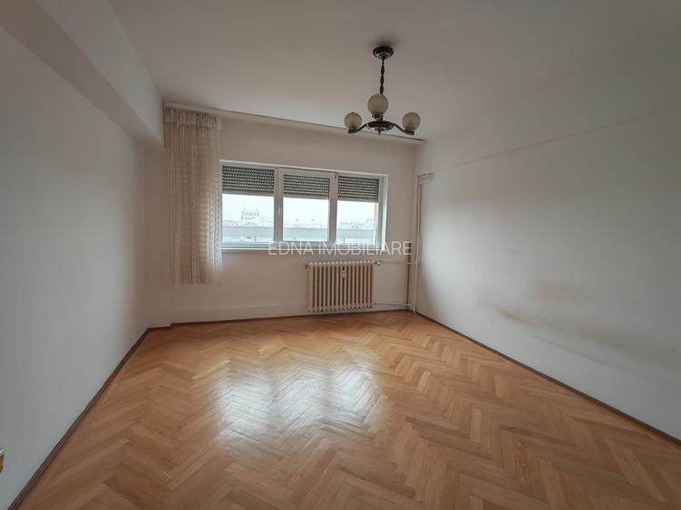 Universitate bloc nou 5 camere cu vedere superba - 13