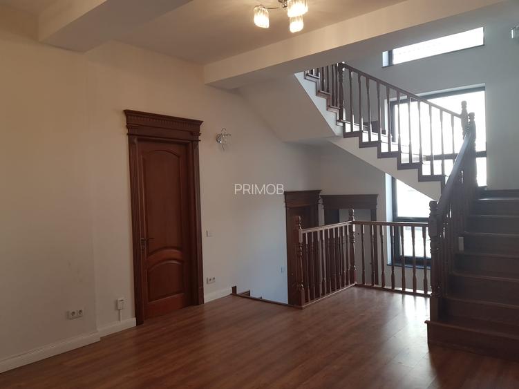 Sisesti-vila eleganta cu finisaje-lux,acces securizat,confort termic sporit,view - 7