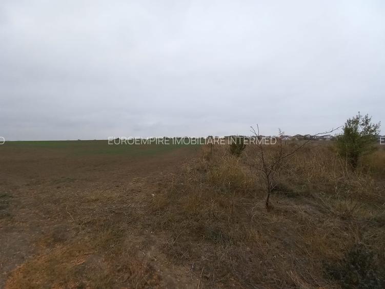 Teren de vanzare in Valu Lui Traian, Cartierul Nou - 403 mp - 2