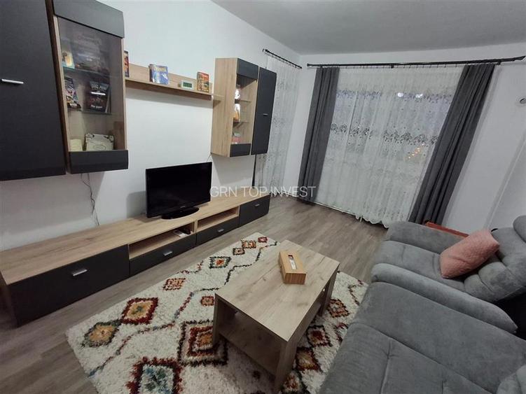 Apartament 3 camere decomandat balcon pivnita zona Vasile Aaron - 13
