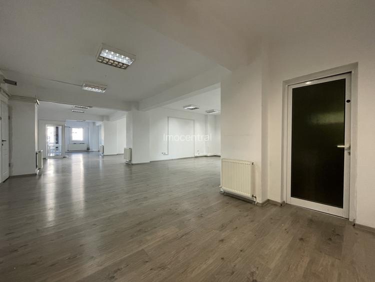 Spatiu birouri 200mp cu terasa 30mp si 2 parcari subterane - 2