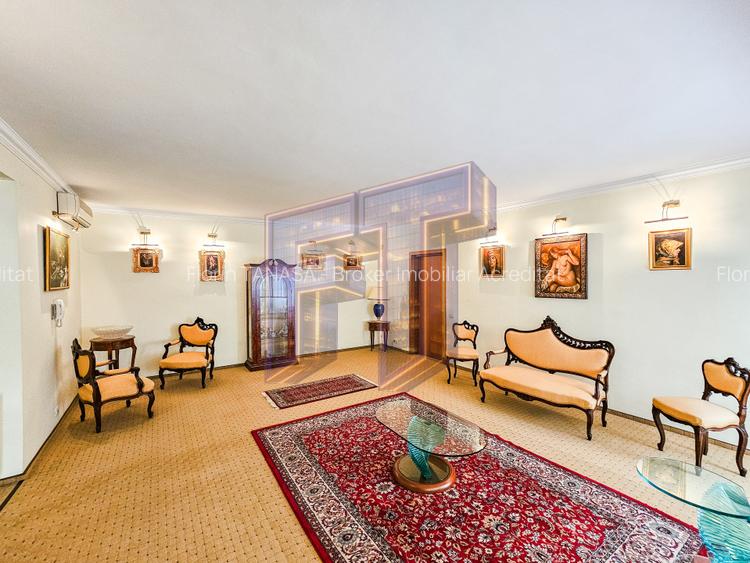 Vanzare casă/vila care refuză trecerea timpului - Zona Capitale - 14