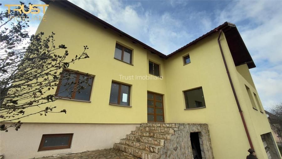 Casa de vanzare l D+P+1 l Teren 1000 MP l Chinteni - 2