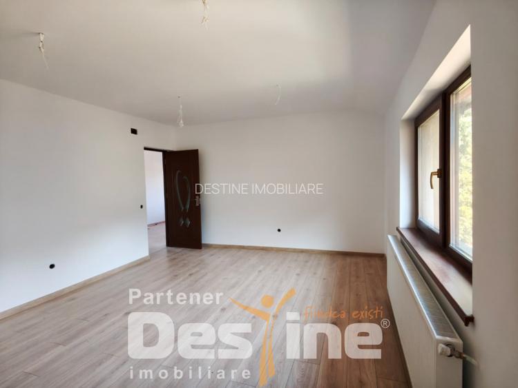 Vila spatioasa de vanzare in Sacele – zona Bunloc, priveliste superba - 4