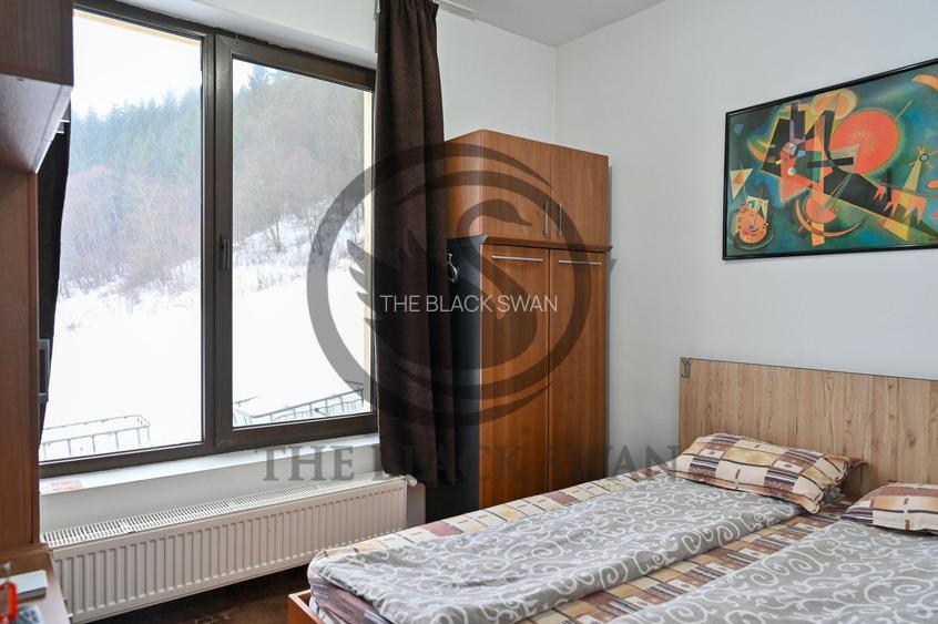 Pensiune la cheie de vanzare | 10 camere | Sacele, Brasov |Comision 0% - 26