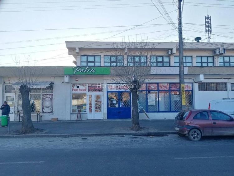 Oportunitate,370 mp de spatii comerciale in Piatra Neamt,sub pretul pietei - 2