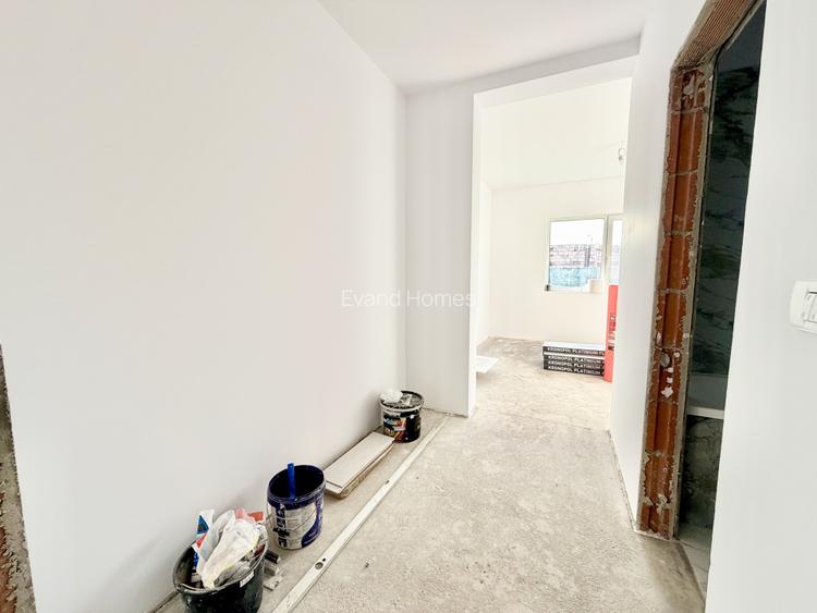 Duplex despartit prin camera tehnica - 81 mp - Mosnita Noua  - 17