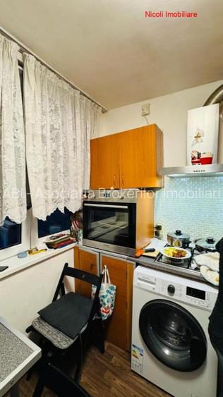 Gara de NORD, bloc fara bulina - 3