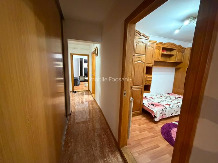 Apartament 4 camere - de inchiriat - etaj 2 - Zona Gara - 2