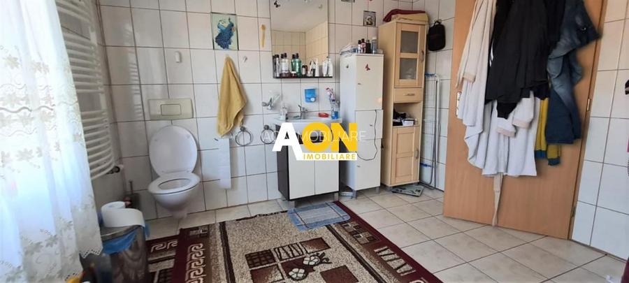 Casa pentru 2 familii, 7 Camere, 2 Garaje, 1500MP Teren - 26