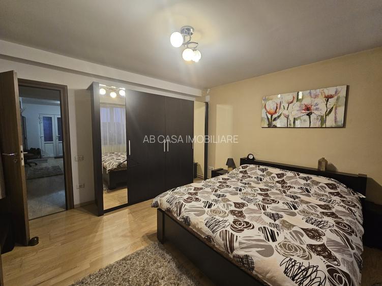 Imobil P+2E+M, cu spațiu comercial, zona Spitalul Județean, comision 0% - 11