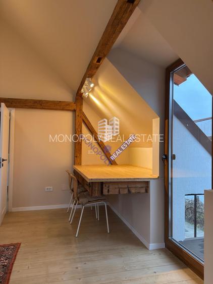 Garsonieră modernă de închiriat – Centrul Vechi Brașov, mansardă - 8