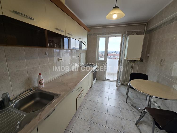 INCHIRIERE APARTAMENT 2 camere spatios in zona Republicii - 10