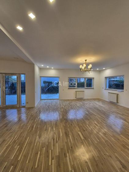 Prima inchiriere Vila cu 6 camere, garaj Pipera - Drumul Negru - 4