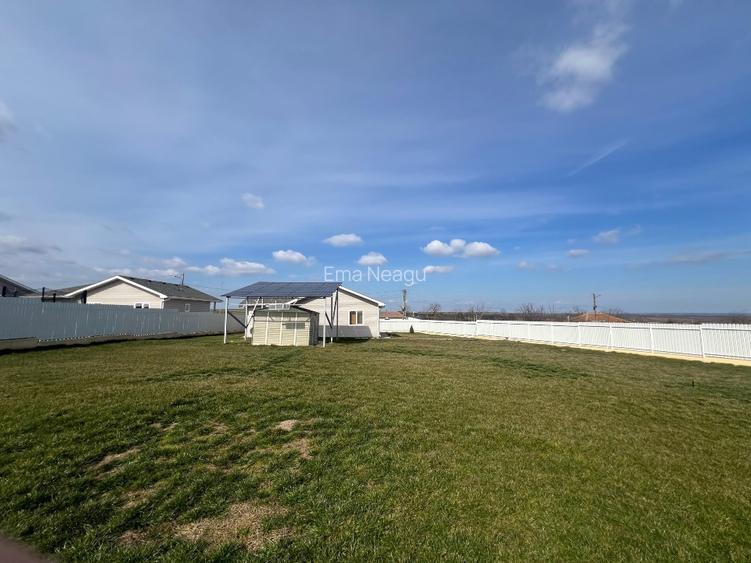 Casa Canadiana Siminoc ,Murfatlar - 2