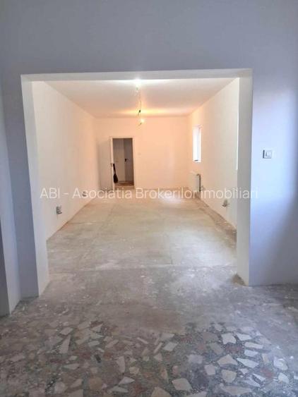 13 Septembrie-spatiul comercial stradal,renovat total,centrala termica - 9