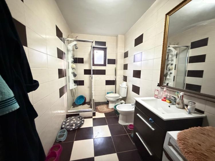 Vila P + M , 4 dormitoare, Traian - 4