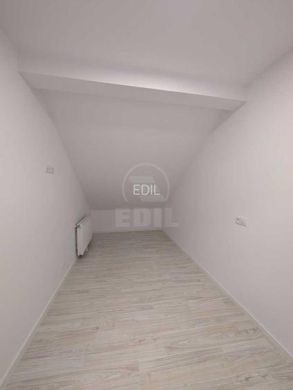 Mansarda de 4 camere, zona centrala, Floresti ! - 7