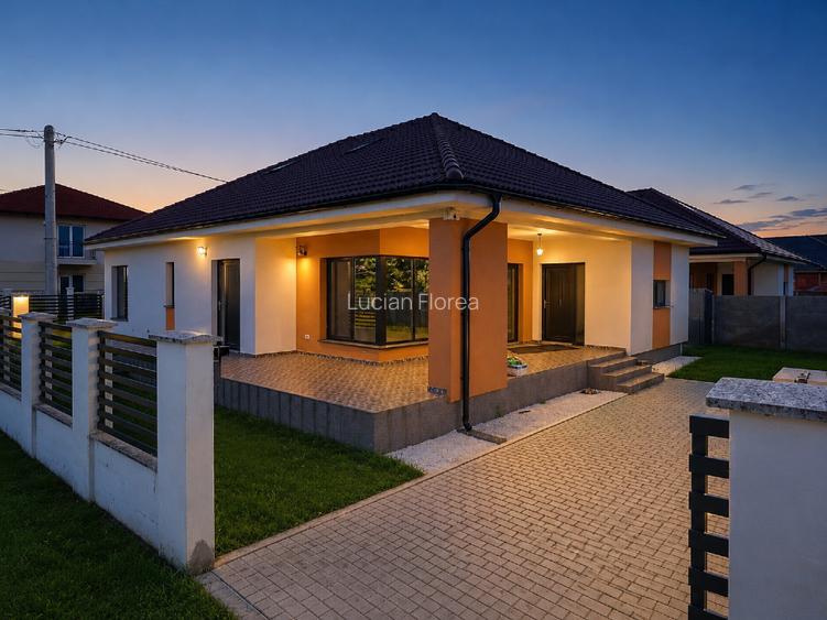 Casă P+M în Săcălaz | 5 dormitoare + living | 3 băi | 213 mp construiți | 640 mp - 6