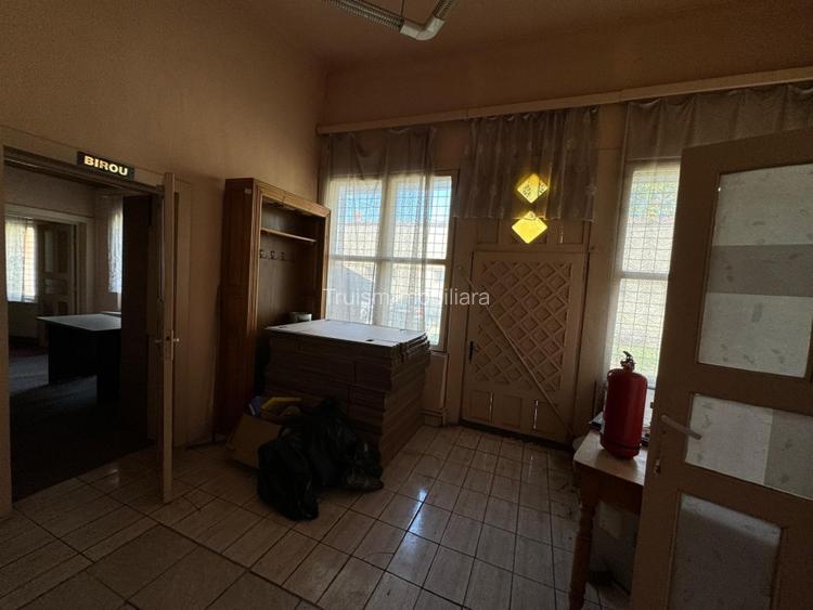 Casa boiereasca Ultracentrala, cu potential comercial deosebit! - 13