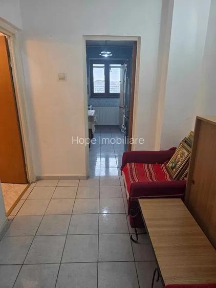 Basarabia-strada soldat Nicolae Sebe-apartament 2 camere - 7