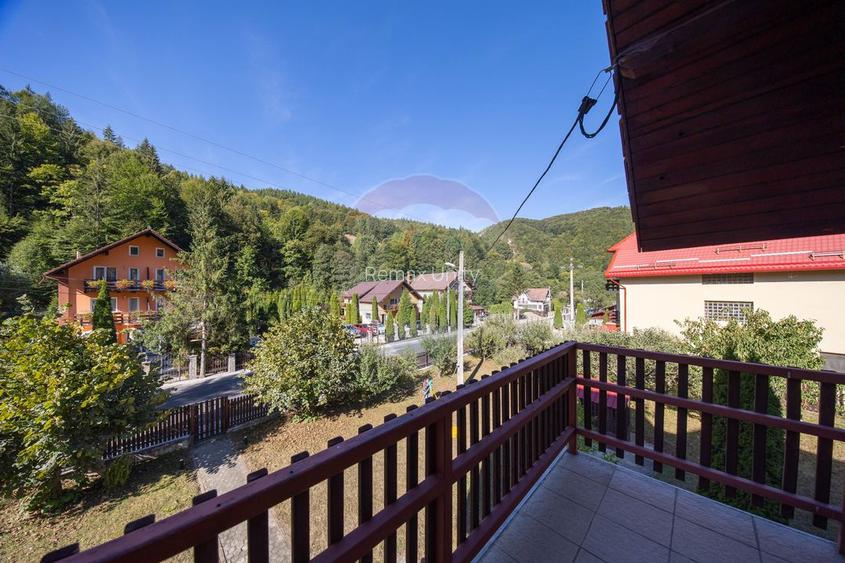 Vilă Moieciu, 375 mp util + teren 2.992 mp, View - Comision 0 - 60