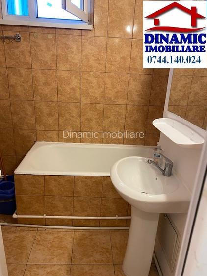 Apartament 2 camere, etaj 3, central, 300 euro/lunar. - 15