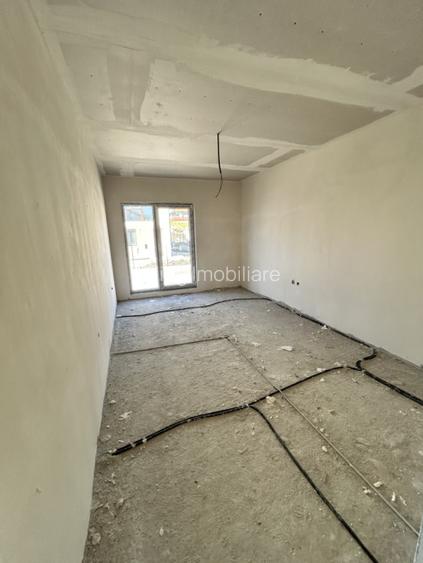 Casa cu garaj 149mp utili si 400mp teren in Chinteni cu CF - 14