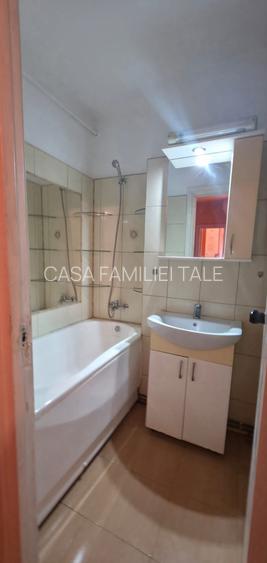 71000 euro .. 2 camere cu centrala .. Gh. Lazar .. 5 min  de centru - 7