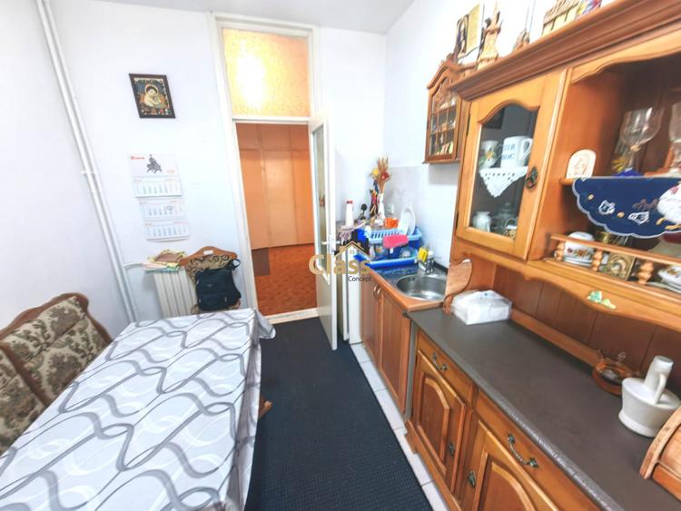 Apartament 3 camere | Decomandat | 80 mpu | Zona Frunzisului Zorilor