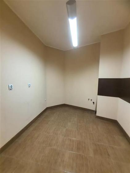 Apart 3 camere etaj 1 la KM 0 - Primaria Arad
