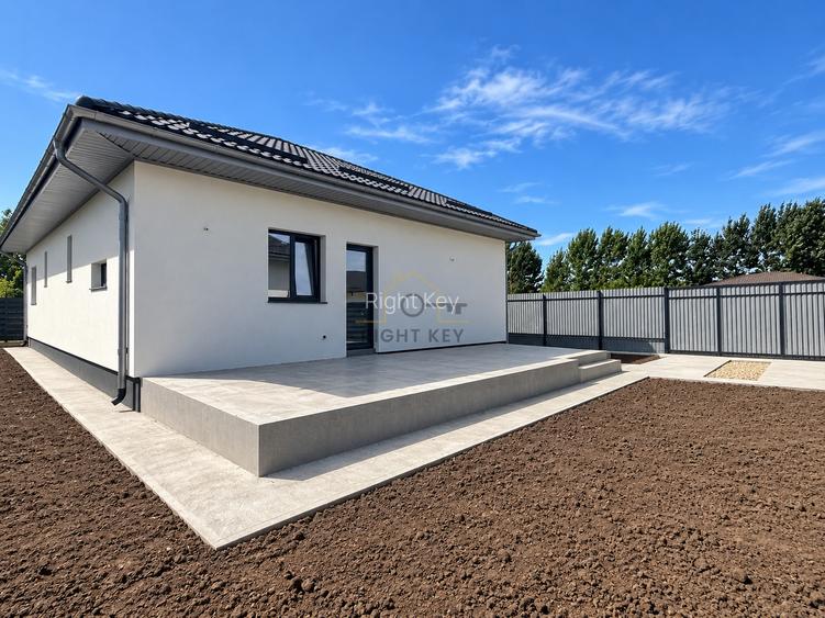 Casa parter P+pod, placa de beton, 4 camere, 330mp teren! Comision 0% - 3