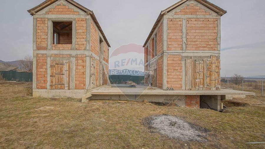 COMISION 0% Casă Individuala La Rosu cu teren de 4000 mp in Crizbav - 16