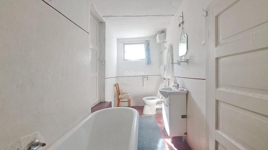 CASA CU TEREN GENEROS si acces pe doua fronturi - 15