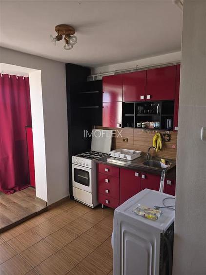Apartament 2 camere, zona Astra - 6