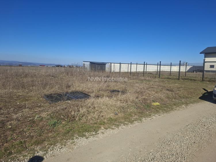 Teren pentru constructie cu utilitati si proiect casa - 4