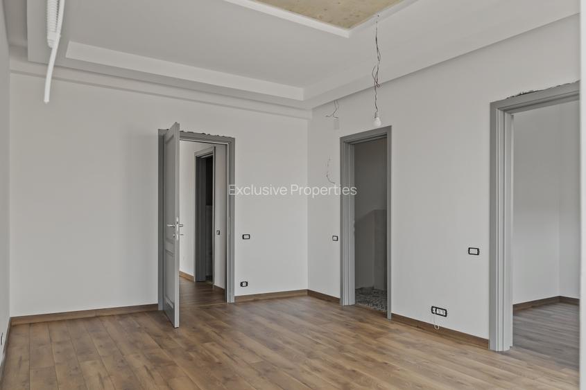 Cladire cu 5 apartamente de vanzare - 14