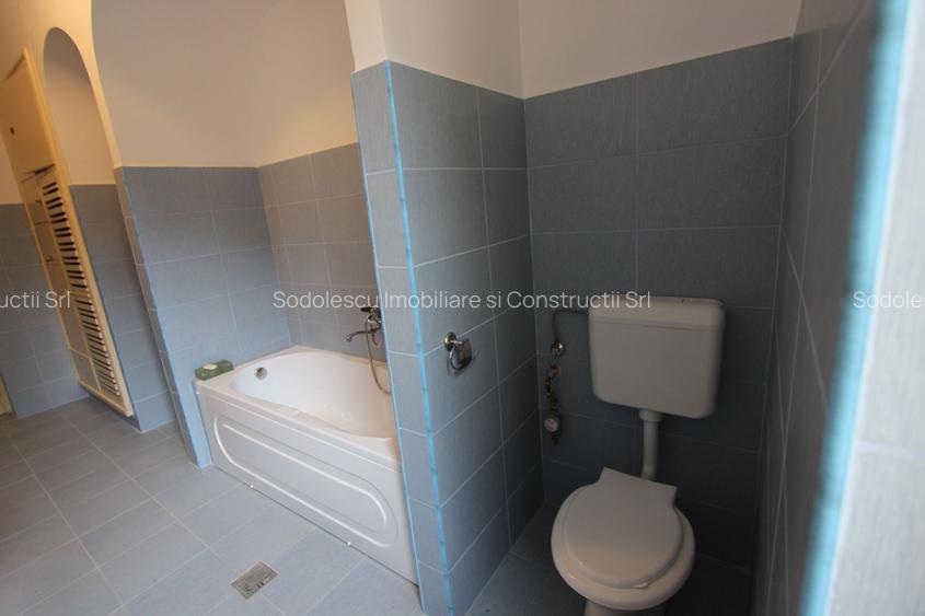 Apartament spatios 3 camere,zona medicina - 16