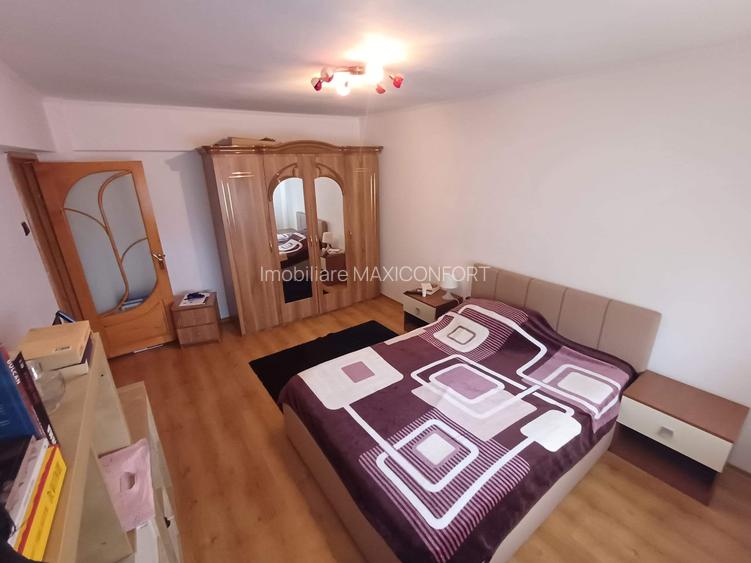 Vanzare 2 camere - Imobiliare MAXICONFORT - 2