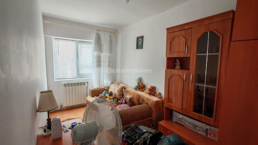 De vanzare apartament spatios cu 4 camere decomandate, zona gării - 8