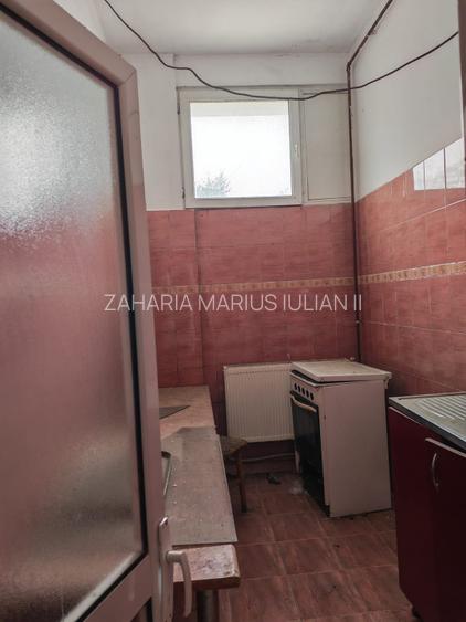 Hala vanzare Calea Republicii - 14