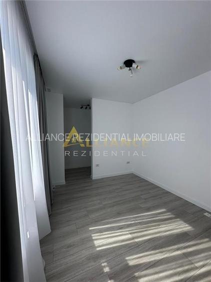 APARATORII PATRIEI | Penthouse 3 camere-119 mp - 11